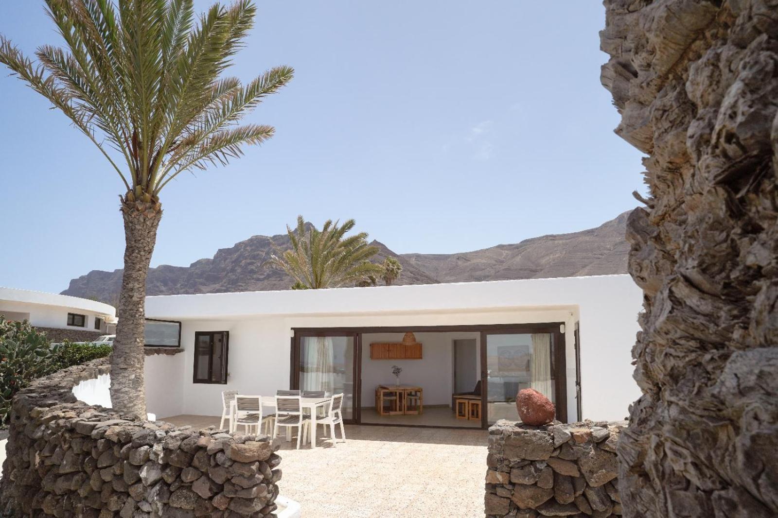 Bungalow Con Vistas Al Mar Famara Bagian luar foto